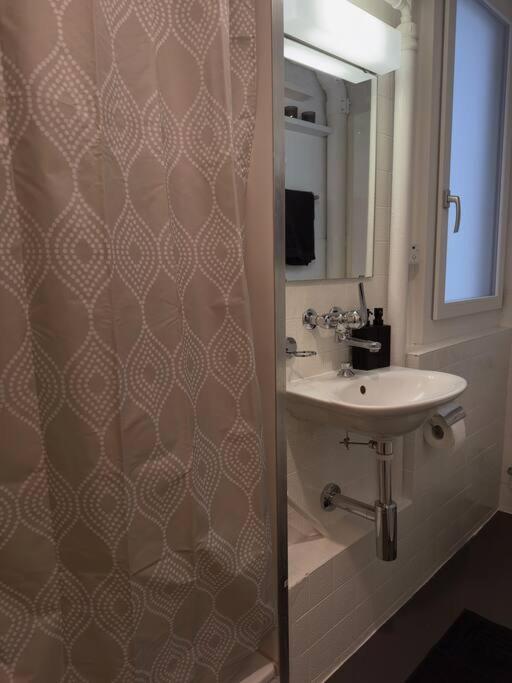 Suesse Wohnung In Zuercher Altstadt 3 Ζυρίχη Εξωτερικό φωτογραφία